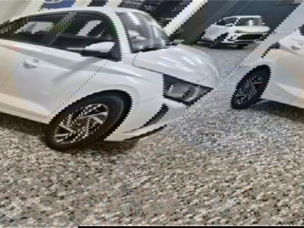 Hyundai i20 nuova a Bari (4)