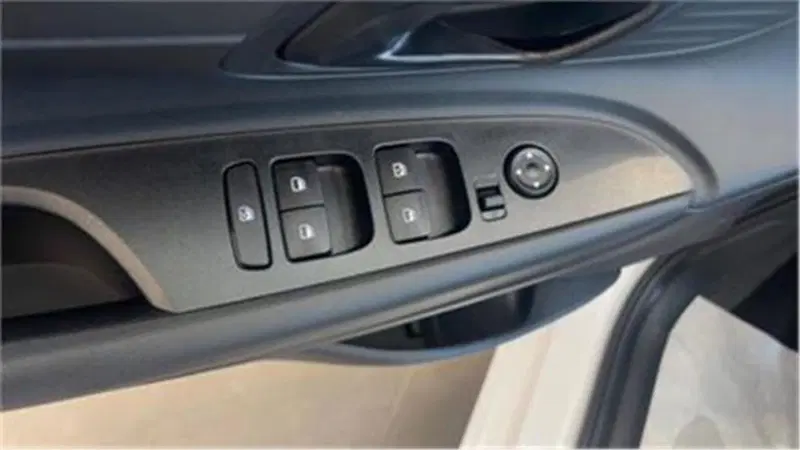 Hyundai i20 nuova a Bari (11)