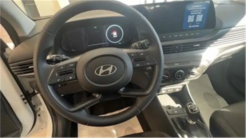 Hyundai i20 nuova a Bari (12)