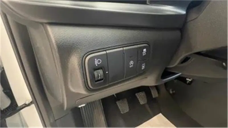 Hyundai i20 nuova a Bari (7)