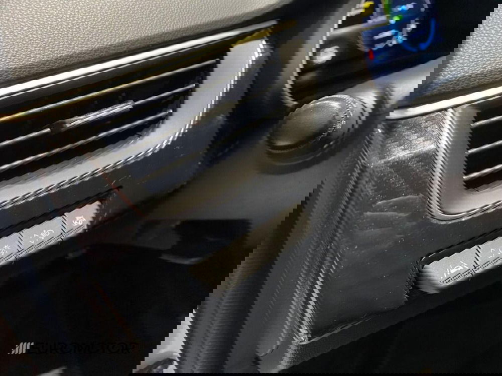 Renault Arkana usata a Bari (15)