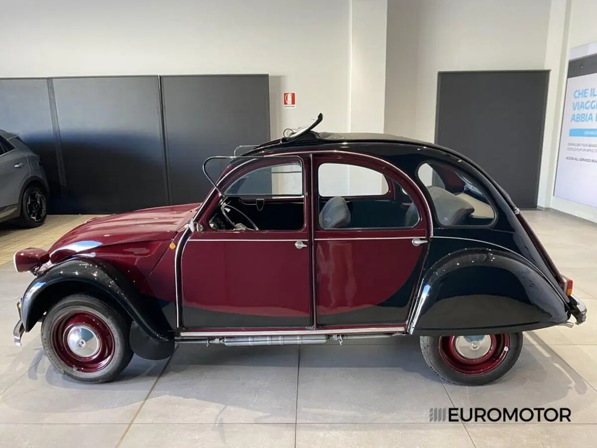 Citroen 2CV usata a Bari (13)