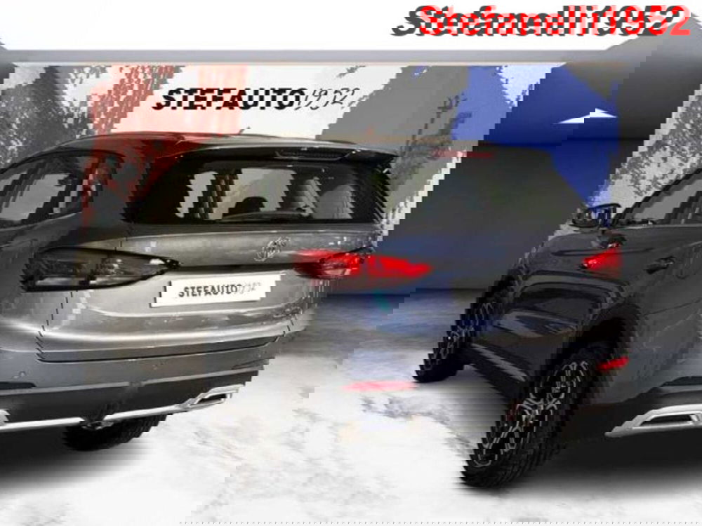 Mg ZS EV nuova a Bologna (5)