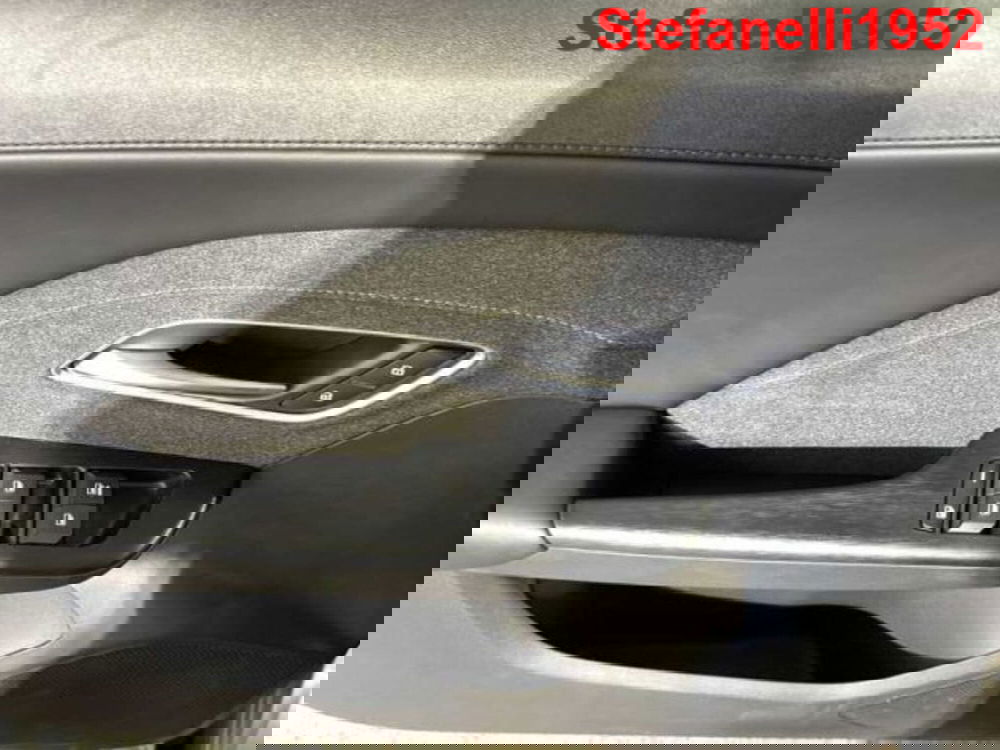 Mg ZS EV nuova a Bologna (10)