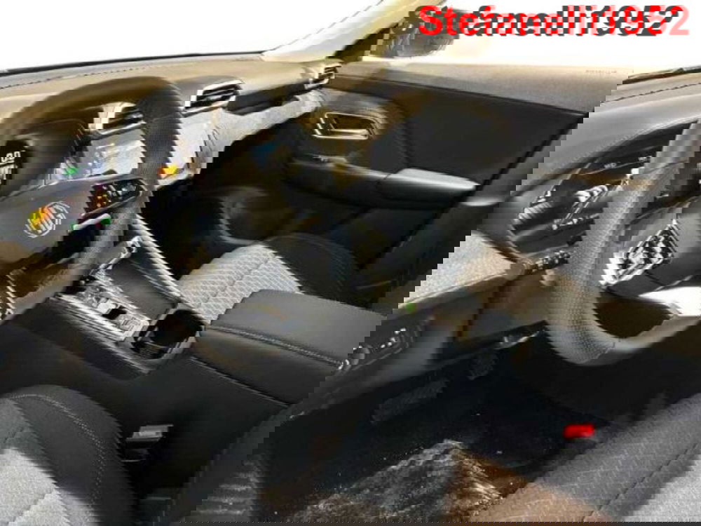 Mg ZS EV nuova a Bologna (11)