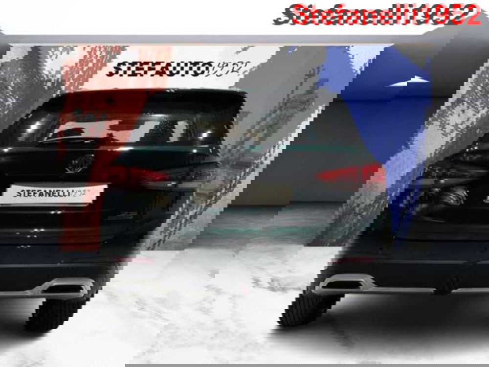 Mg ZS EV nuova a Bologna (6)