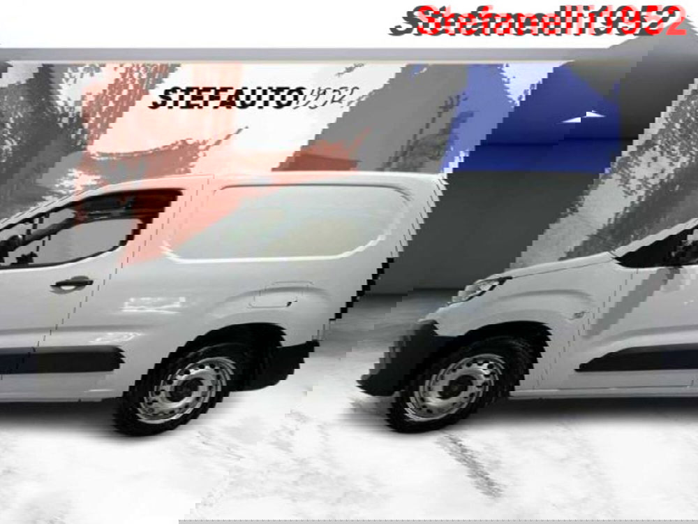 Peugeot Partner Furgone nuova a Bologna (3)