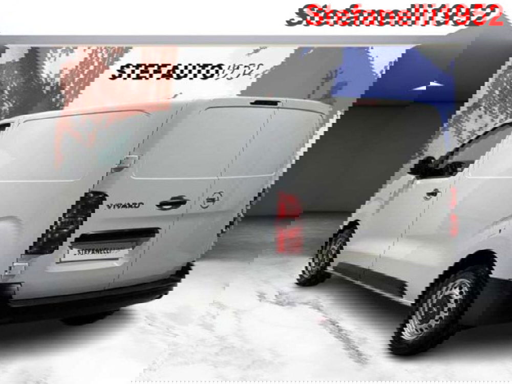 Opel Vivaro Furgone nuova a Bologna (5)