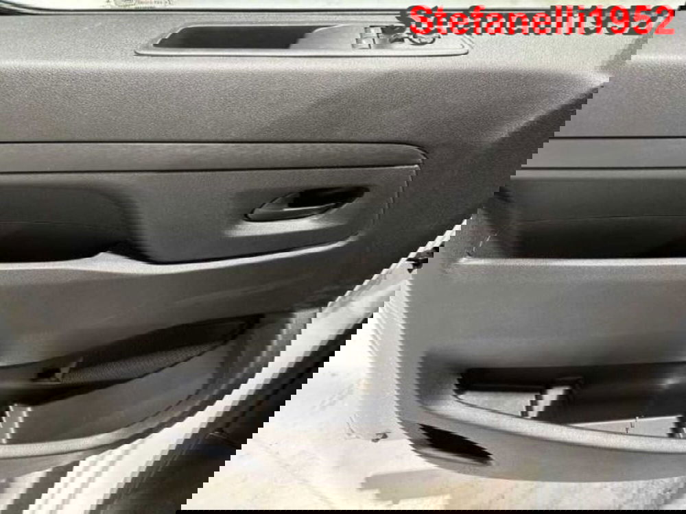 Opel Vivaro Furgone nuova a Bologna (10)