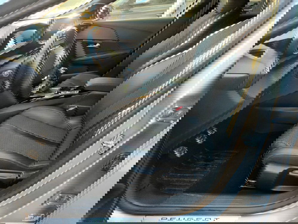 Peugeot 208 usata a Bari (7)