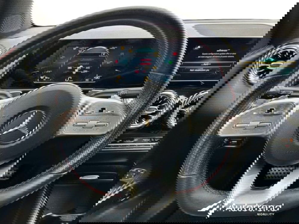 Mercedes-Benz GLB usata a Lecce (10)