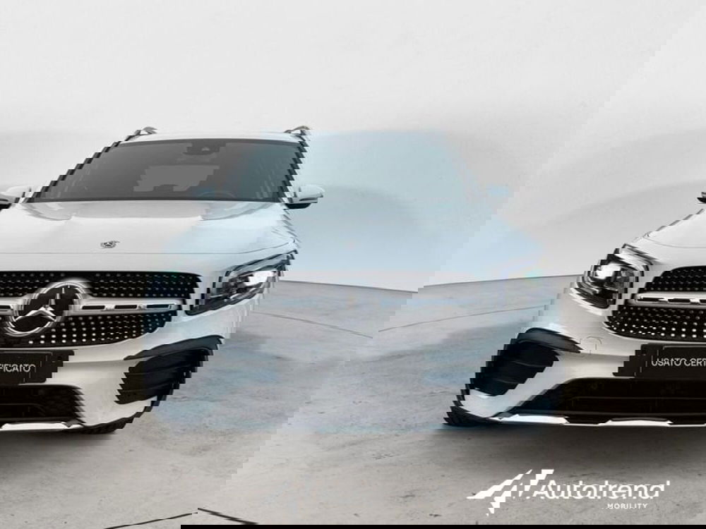 Mercedes-Benz GLB usata a Lecce (3)