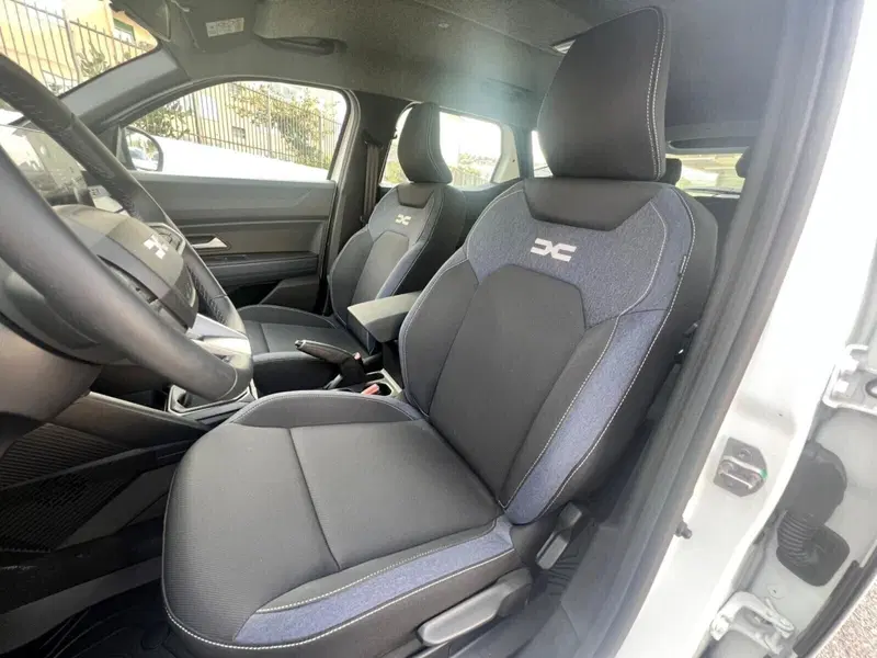 Dacia Duster nuova a Messina (9)