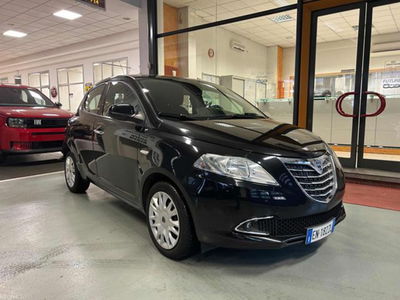 Lancia Ypsilon 1.2 69 CV 5 porte Gold del 2012 usata a Vercelli