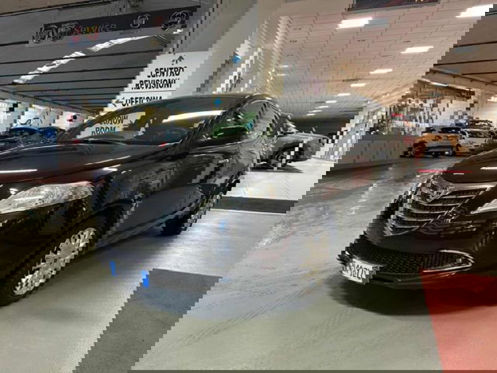 Lancia Ypsilon usata a Vercelli (3)