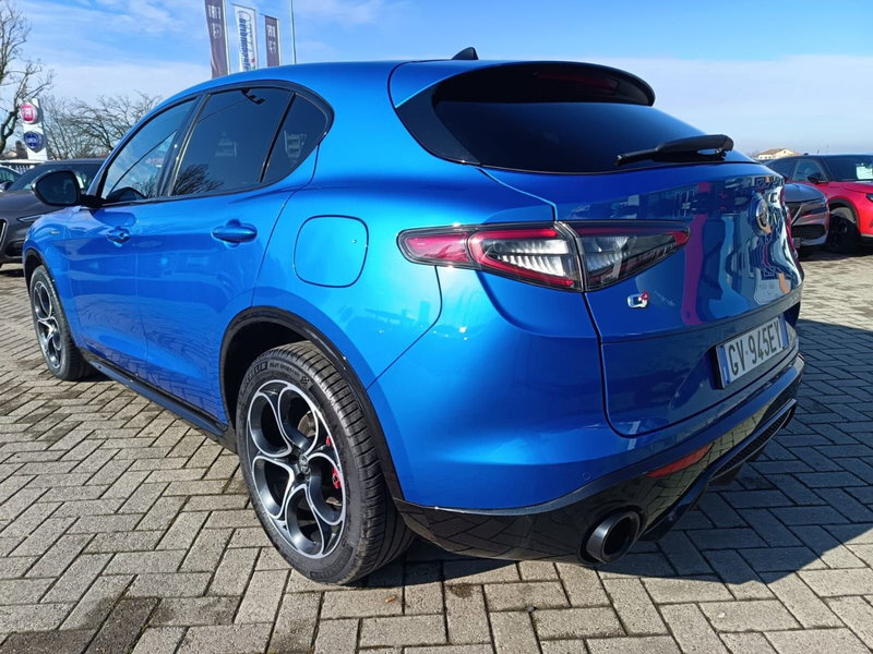 Alfa Romeo Stelvio usata a Alessandria (7)