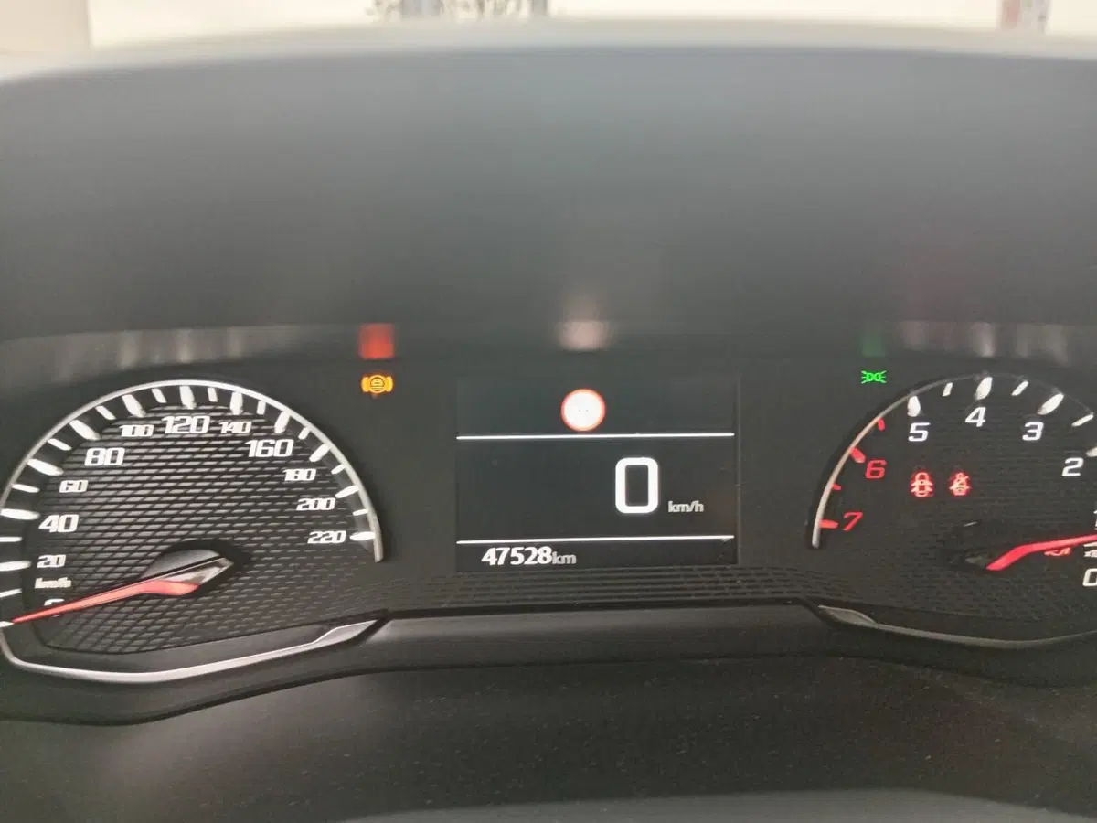 Peugeot 2008 usata a Alessandria (16)