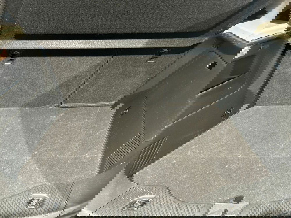 Opel Mokka usata a Lecco (12)