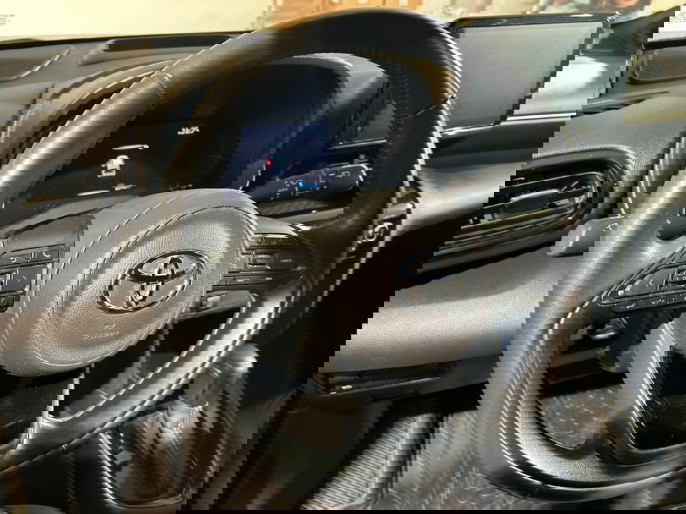 Toyota Yaris Cross usata a Lecco (15)