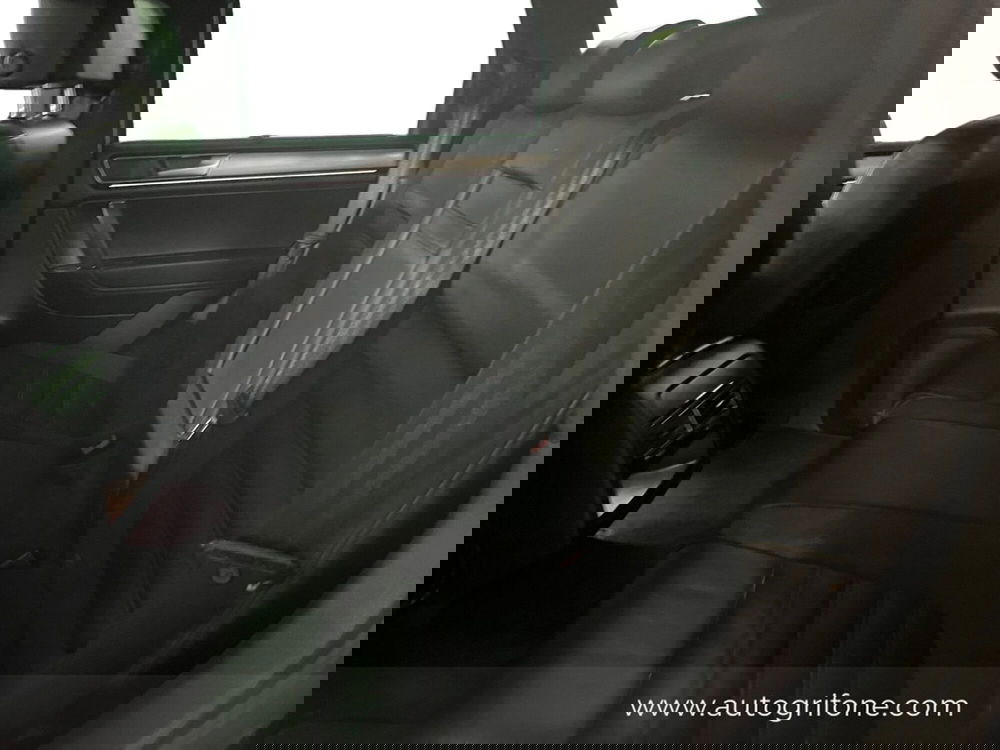 Volkswagen Touareg usata a Modena (13)