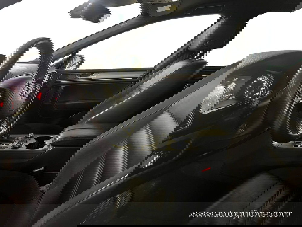 Volkswagen Touareg usata a Modena (9)