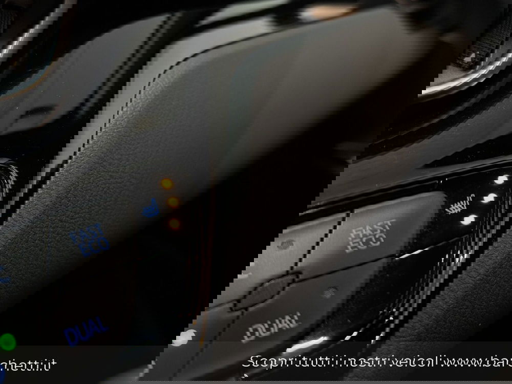 Toyota Toyota C-HR usata a Brescia (13)