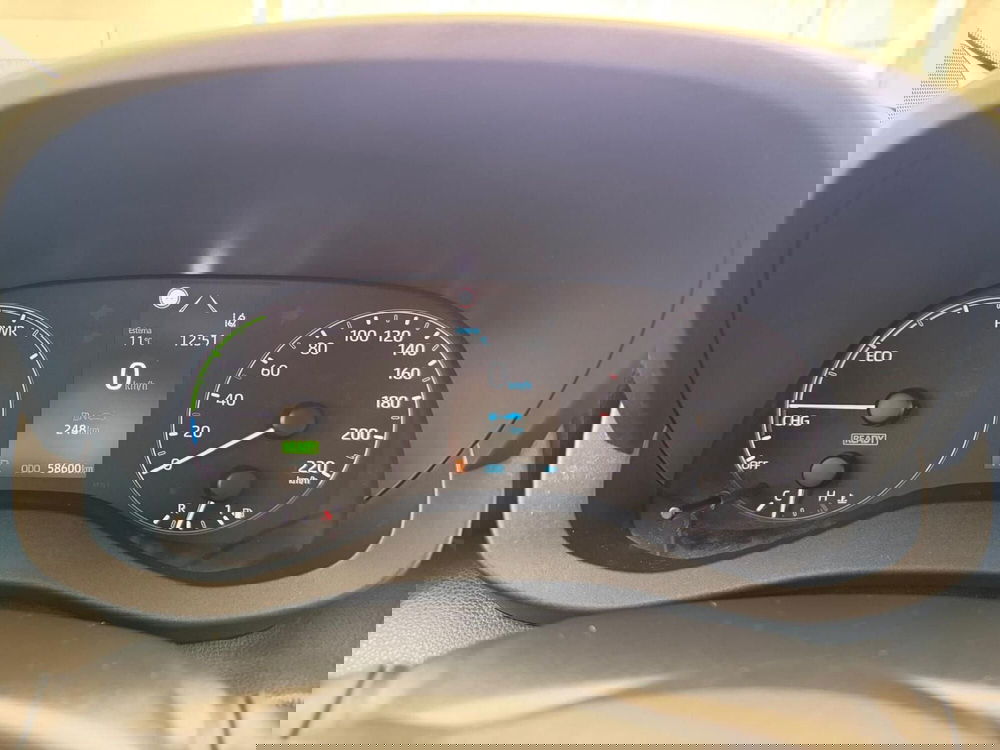 Mazda Mazda2 Hybrid usata a Napoli (10)