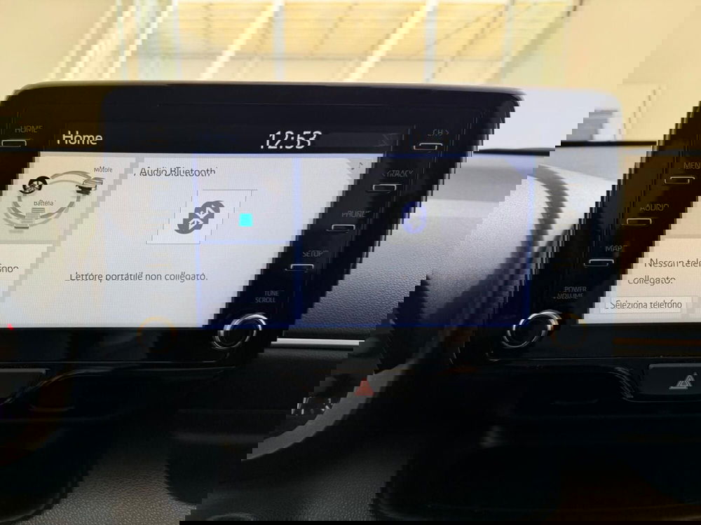 Mazda Mazda2 Hybrid usata a Napoli (11)