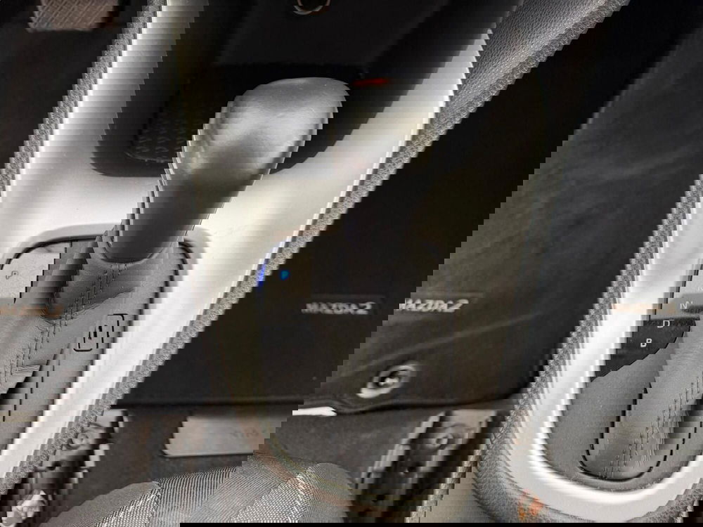 Mazda Mazda2 Hybrid usata a Napoli (14)