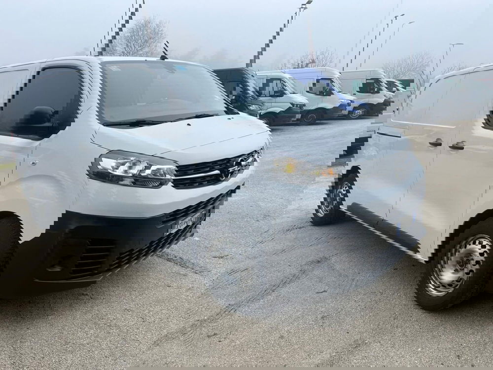 Opel Vivaro Furgone usata a Milano (3)