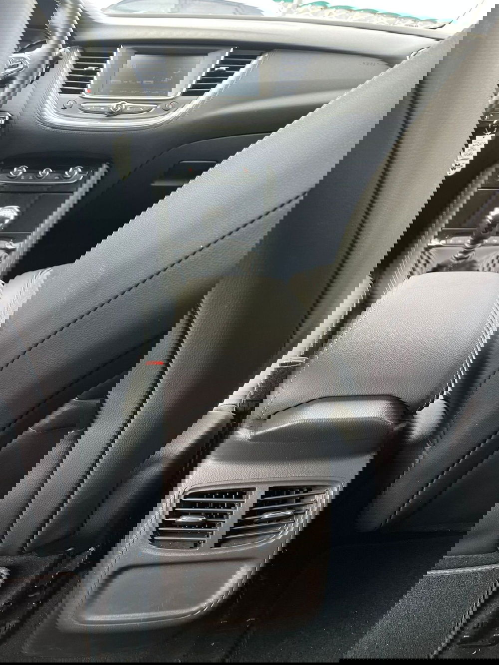 Opel Grandland X usata a Milano (19)