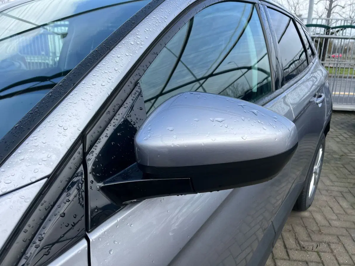 Opel Grandland X usata a Milano (4)