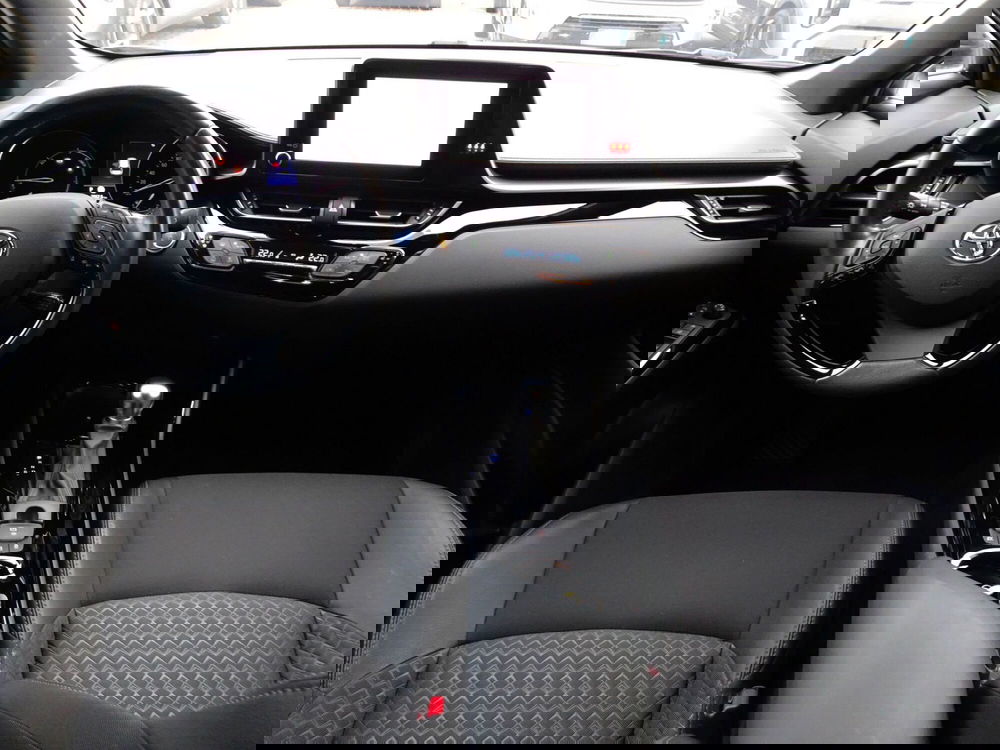 Toyota Toyota C-HR usata a Treviso (13)