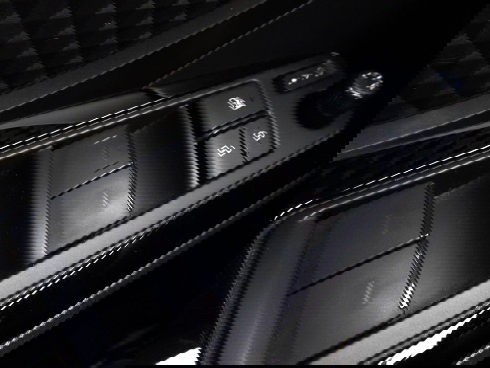 Toyota Toyota C-HR usata a Treviso (16)