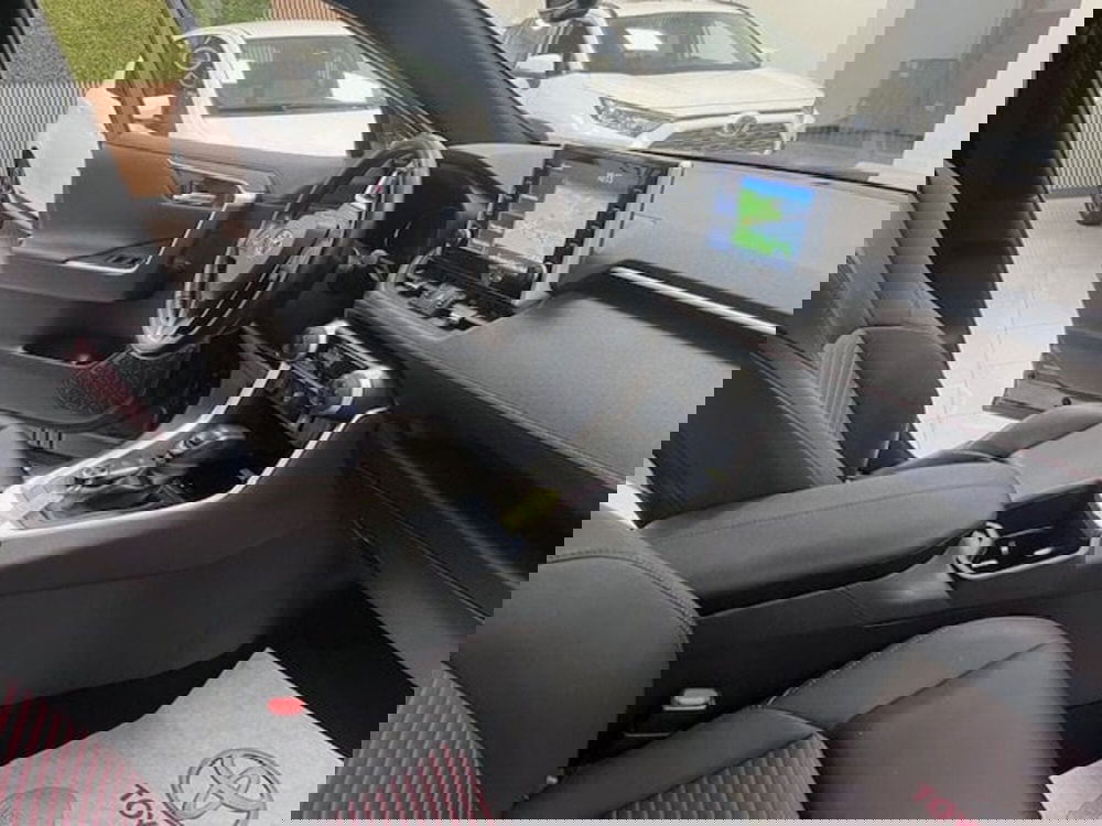 Toyota Rav4 usata a Prato (8)