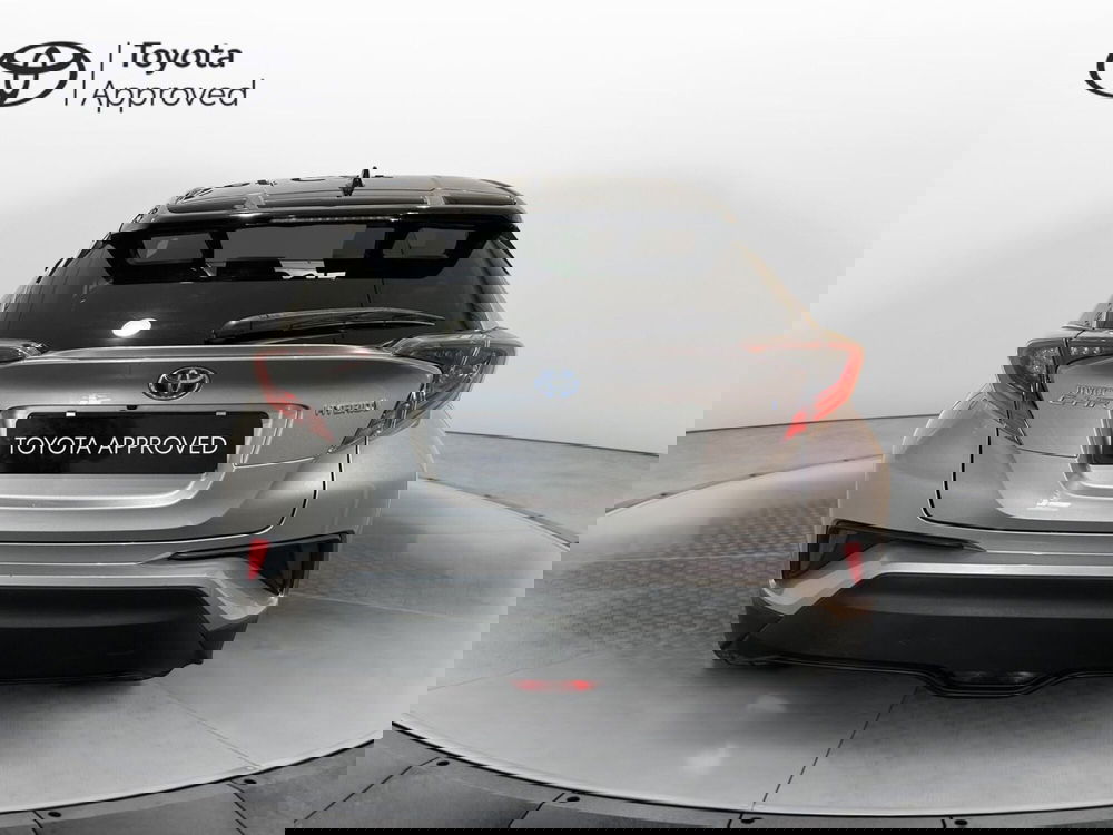 Toyota Toyota C-HR usata a Milano (3)