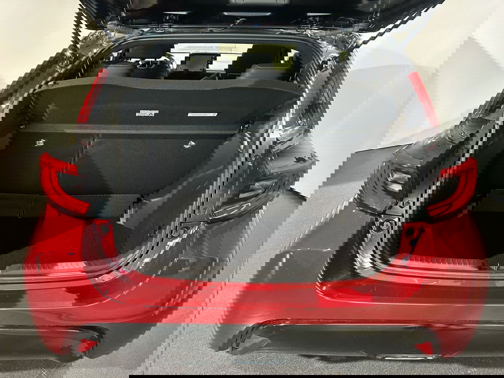 Toyota Yaris usata a Milano (11)