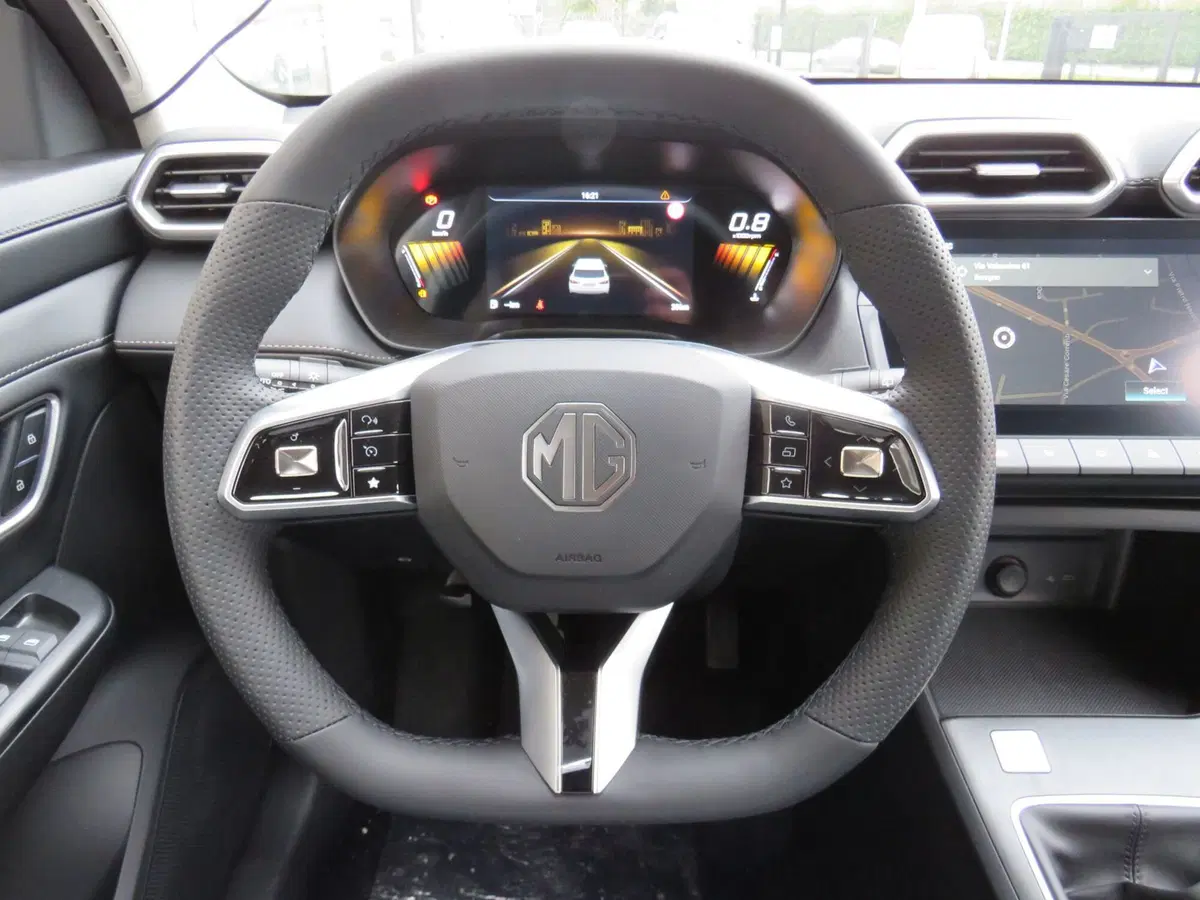 Mg ZS nuova a Monza e Brianza (10)