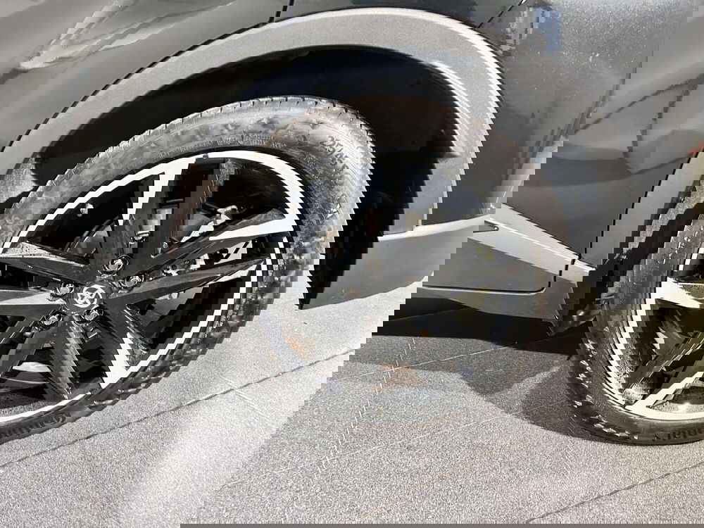 Toyota Toyota C-HR usata a Milano (15)