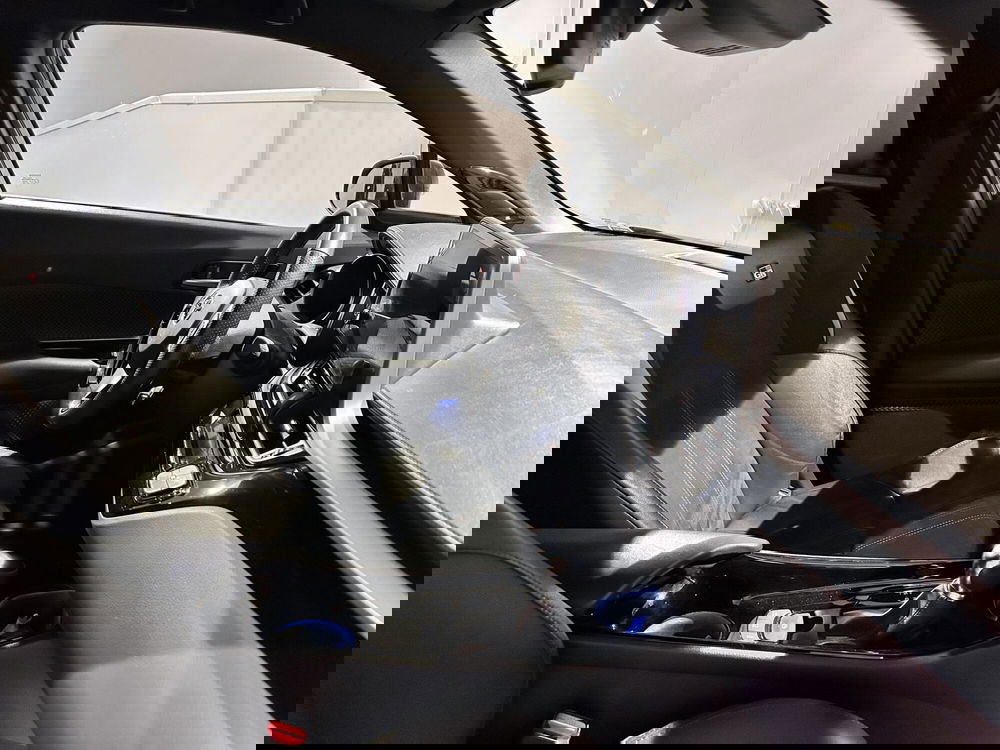 Toyota Toyota C-HR usata a Milano (6)