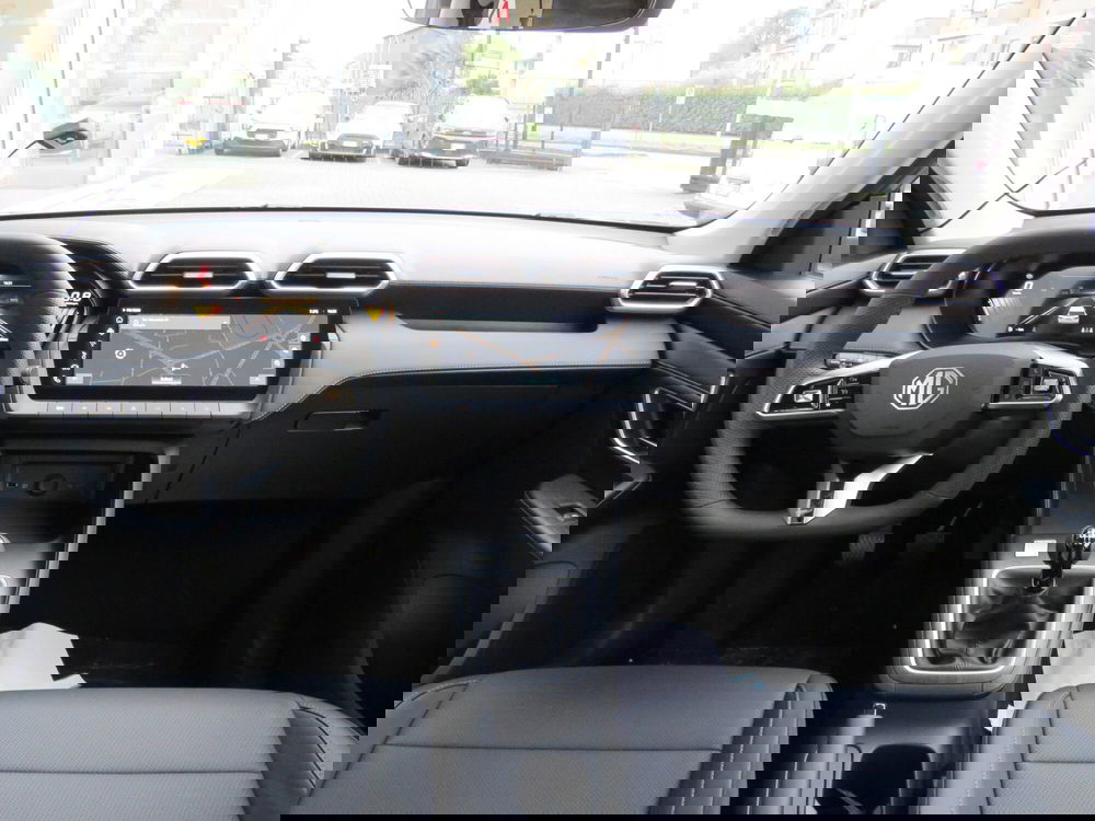 Mg ZS nuova a Monza e Brianza (3)