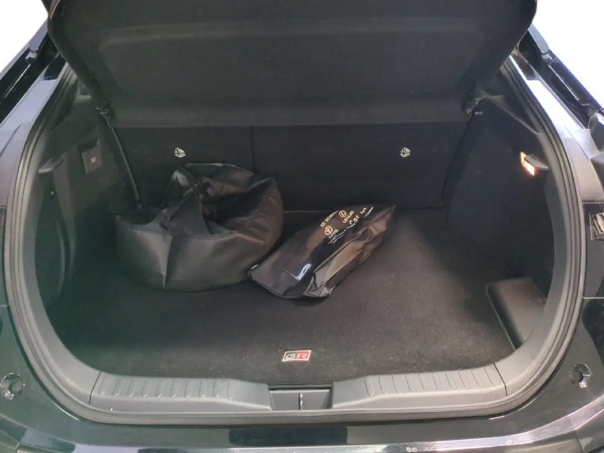 Toyota Toyota C-HR usata a Milano (10)