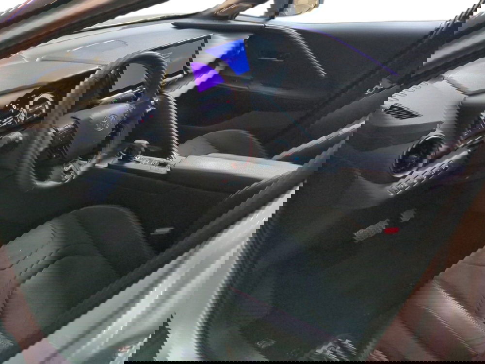 Toyota Toyota C-HR usata a Milano (11)