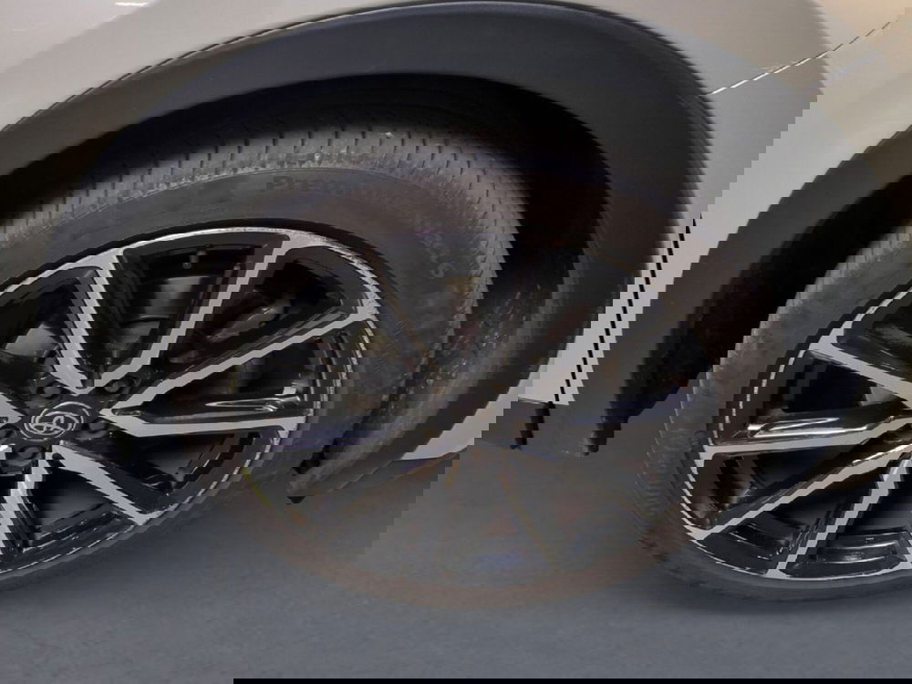 Toyota Toyota C-HR usata a Milano (9)