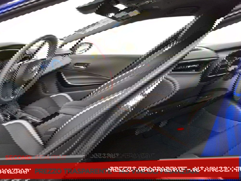 Toyota Corolla Touring Sports nuova a Chieti (13)