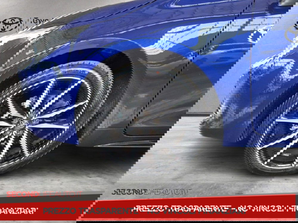 Toyota Corolla Touring Sports nuova a Chieti (6)