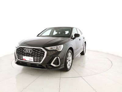 Audi Q3 Sportback 35 2.0 tdi S line edition s-tronic del 2024 usata a San Giovanni Teatino