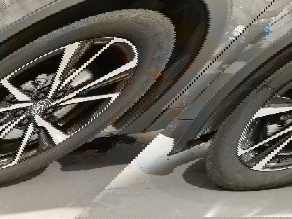 Toyota Toyota C-HR usata a Roma (19)