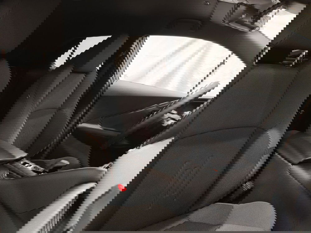 Toyota Toyota C-HR usata a Roma (7)