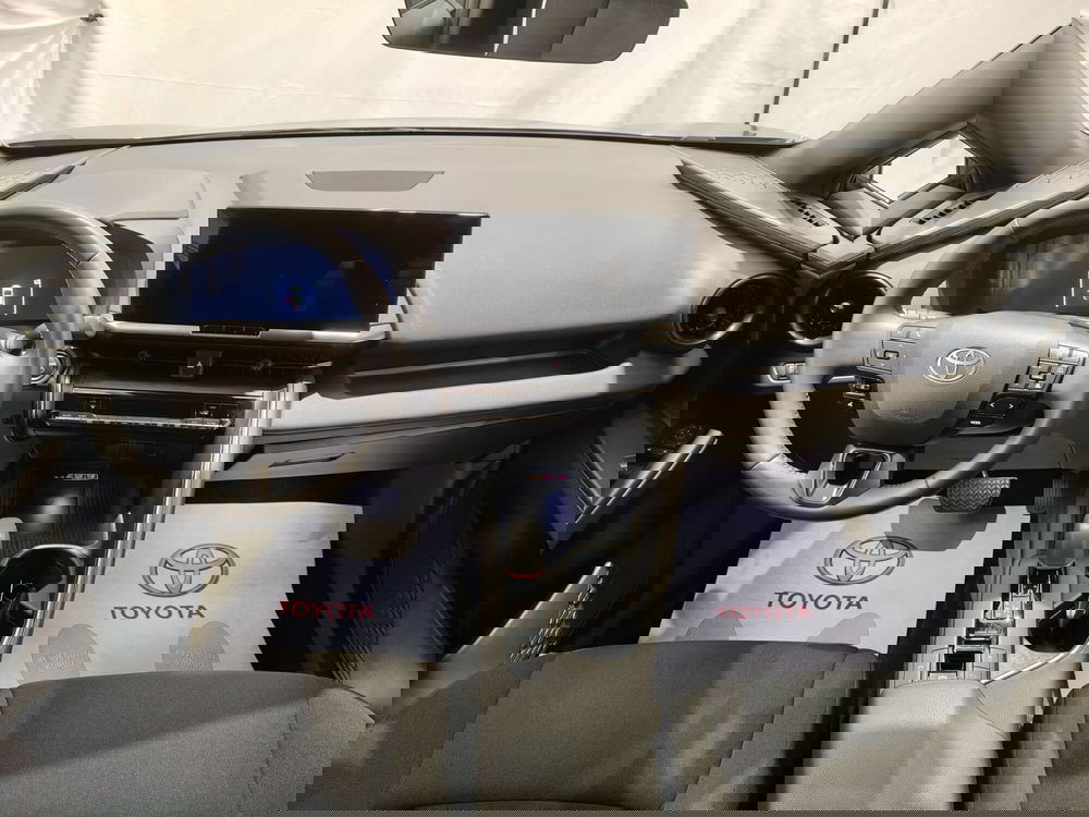 Toyota Toyota C-HR usata a Roma (9)